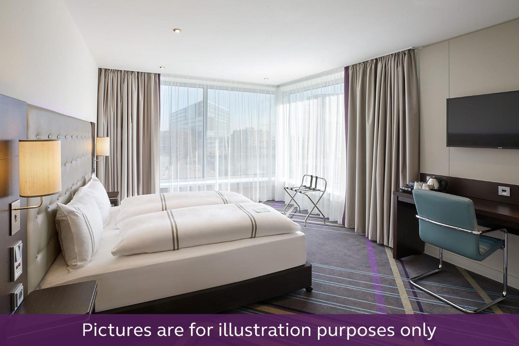 Premier Inn Hamburg City Hammerbrook Exterior photo