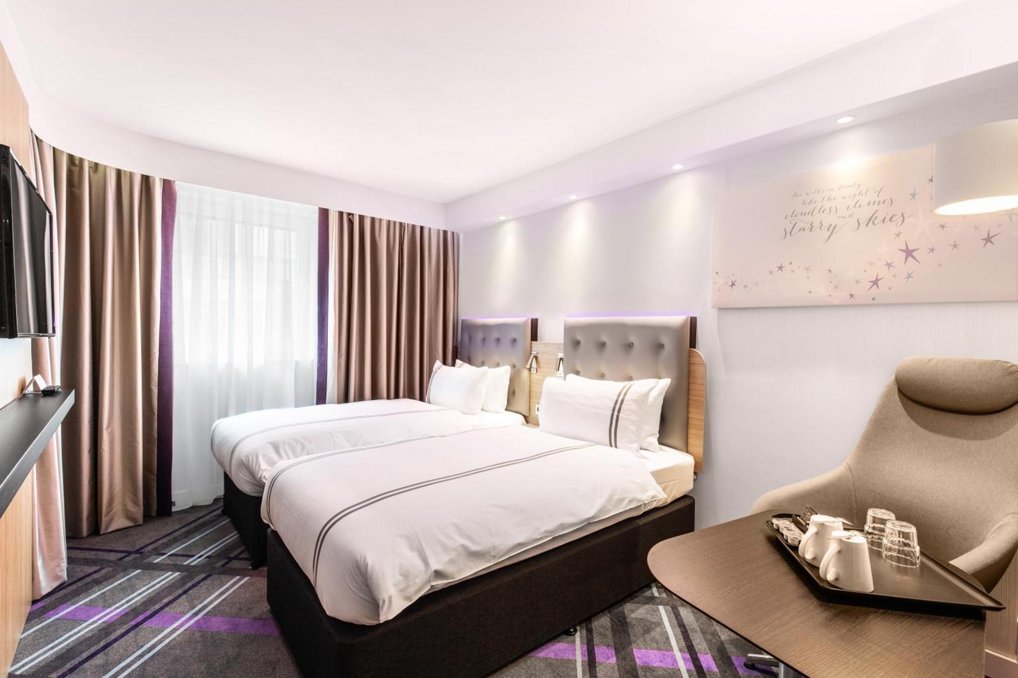 Premier Inn Hamburg City Hammerbrook Exterior photo