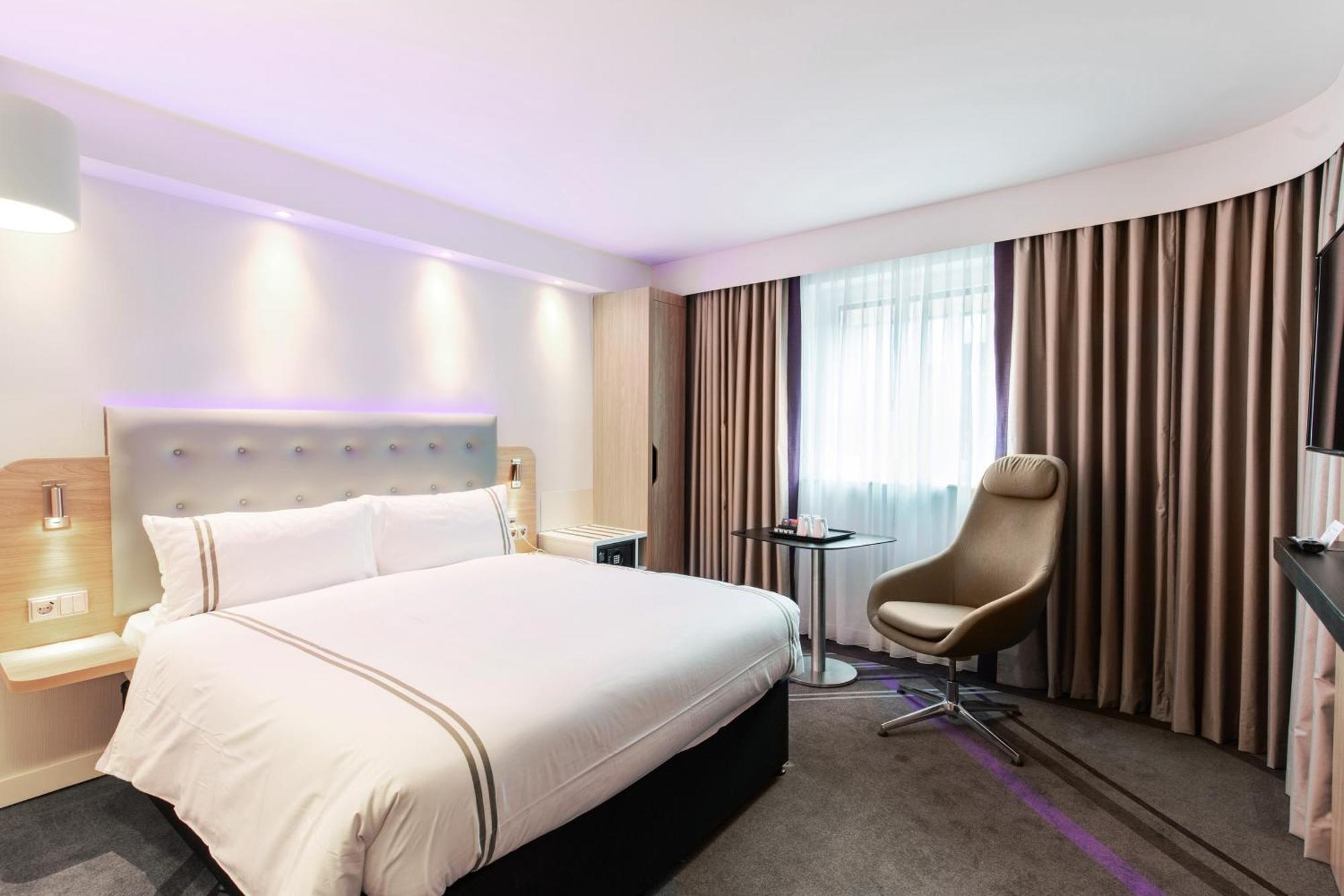 Premier Inn Hamburg City Hammerbrook Exterior photo